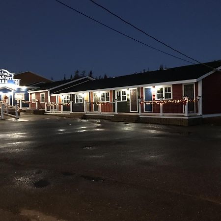 Seaport Inn Port Union Екстериор снимка