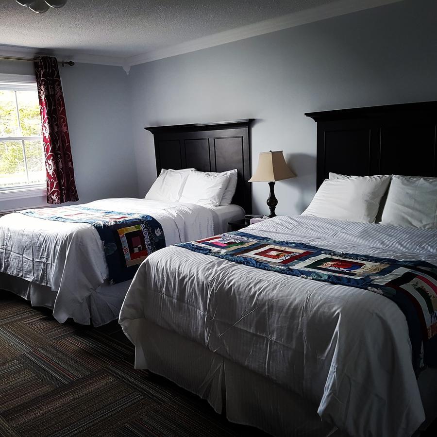 Seaport Inn Port Union Екстериор снимка
